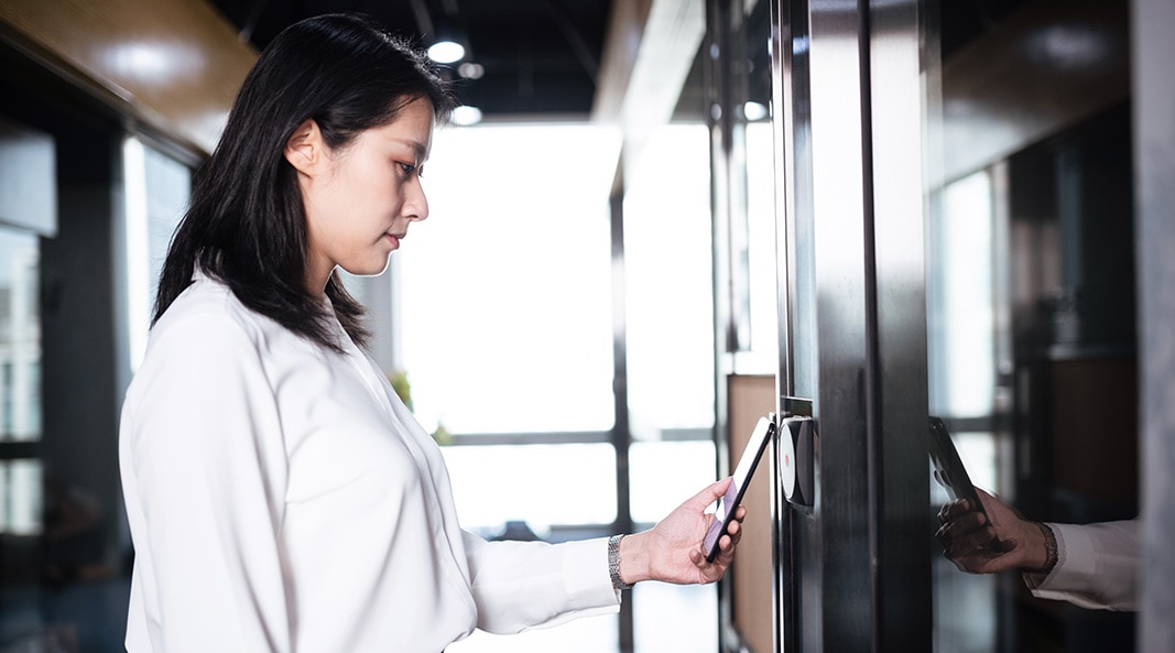  探索前所未有的行動流量控制